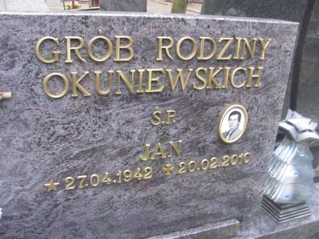 Jan OKUNIEWSKI 1942 Słupsk - Grobonet - Wyszukiwarka osób pochowanych