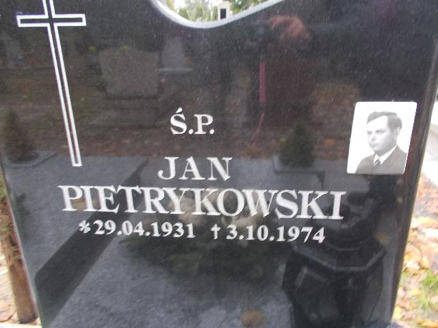 Jan Pietrykowski 1931 Słupsk - Grobonet - Wyszukiwarka osób pochowanych