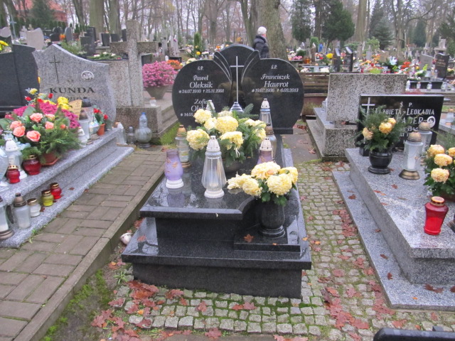 Grób FRANCISZEK HAWROT