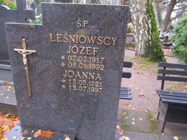 Józef Leśniowski 1917 Słupsk - Grobonet - Wyszukiwarka osób pochowanych