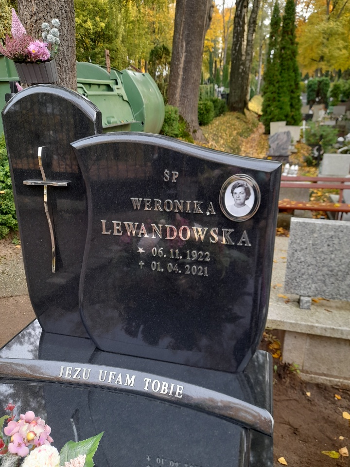 Weronika LEWANDOWSKA 1922 Słupsk - Grobonet - Wyszukiwarka osób pochowanych