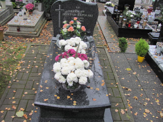 Grób CZESŁAW DOWNAR ZAPOLSKI