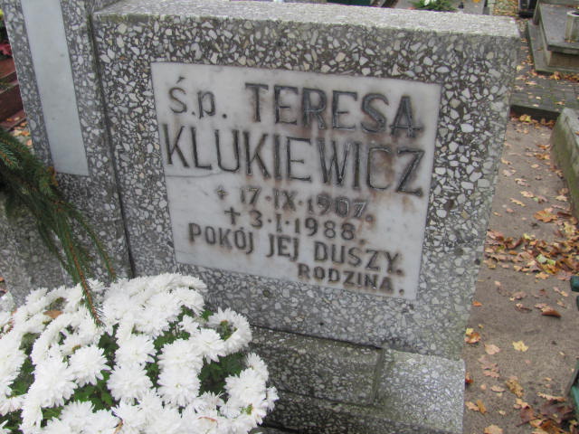 Teresa KLUKIEWICZ 1907 Słupsk - Grobonet - Wyszukiwarka osób pochowanych