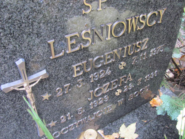 Józefa LEŚNIOWSKA 1929 Słupsk - Grobonet - Wyszukiwarka osób pochowanych