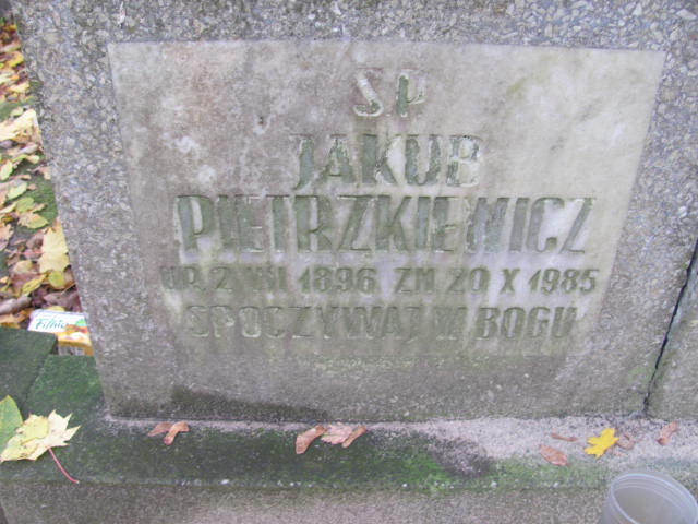 Jakub PIETRZKIEWICZ 1896 Słupsk - Grobonet - Wyszukiwarka osób pochowanych