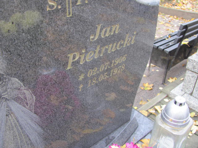 Jan PIETRUCKI 1906 Słupsk - Grobonet - Wyszukiwarka osób pochowanych