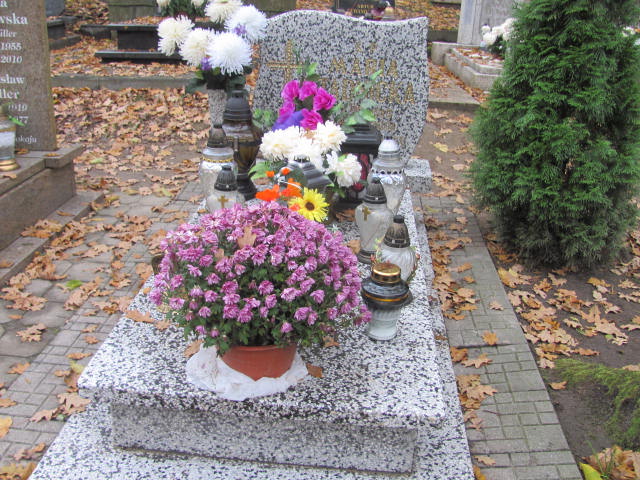 Grób MARIA STADNICKA
