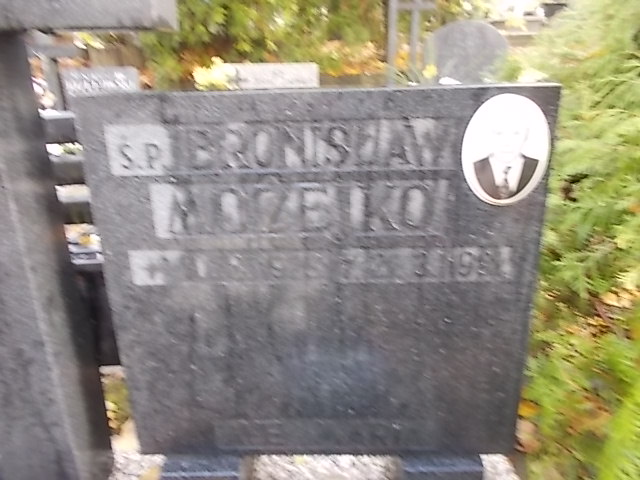 Mirosława MOŻEJKO 1932 Słupsk - Grobonet - Wyszukiwarka osób pochowanych
