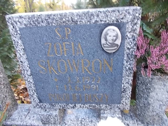 Zofia SKOWRON 1922 Słupsk - Grobonet - Wyszukiwarka osób pochowanych