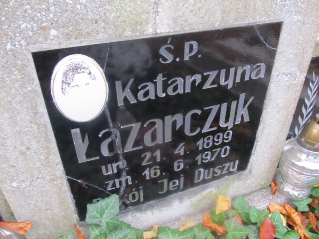 Anna ŁAZARCZYK 2001 Słupsk - Grobonet - Wyszukiwarka osób pochowanych