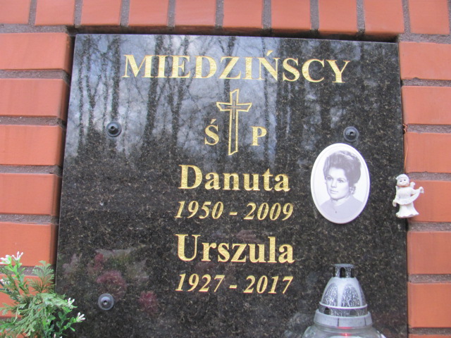 Danuta MIEDZIŃSKA 1950 Słupsk - Grobonet - Wyszukiwarka osób pochowanych