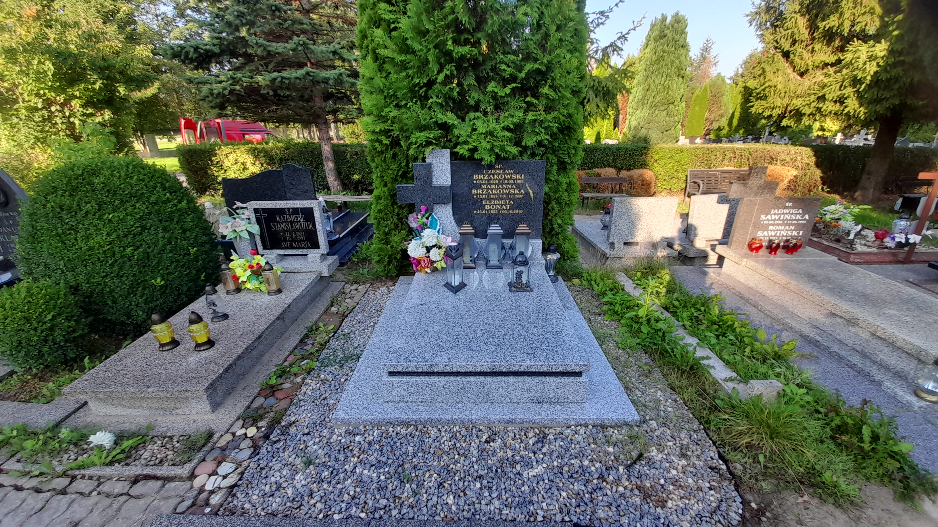 Grób MARIANNA BRZĄKOWSKA