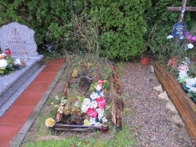 Grób BOGUSłAW BANASZCZYK