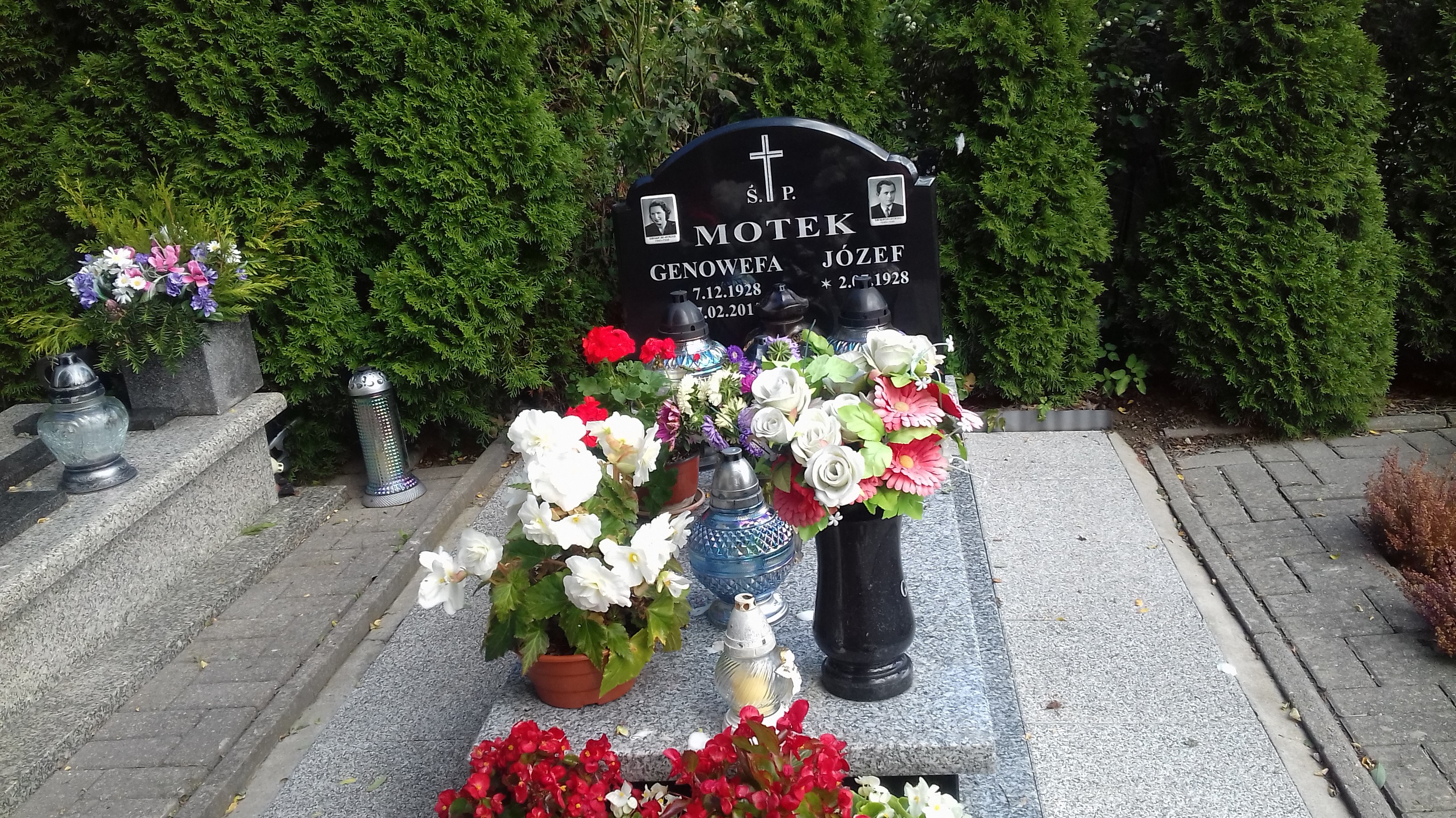Grób JÓZEF MOTEK