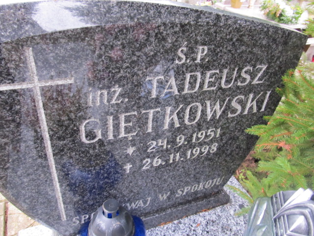 Tadeusz GIĘTKOWSKI 1951 Słupsk - Grobonet - Wyszukiwarka osób pochowanych