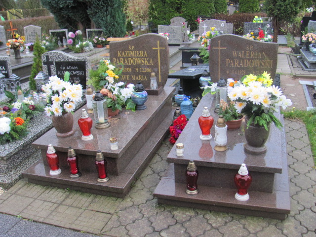 Grób WALERIAN PARADOWSKI