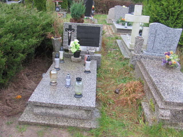 Grób ROMUALD WALESZCZYK