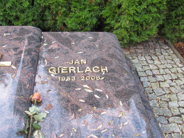 Bożena GIERLACH 1954 Słupsk - Grobonet - Wyszukiwarka osób pochowanych