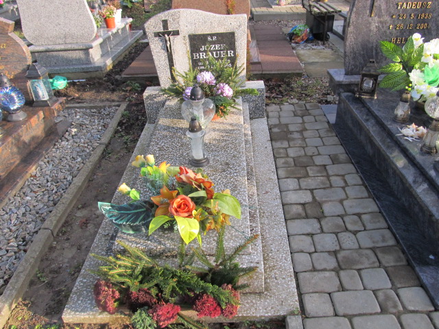 Grób JÓZEF BRAUER