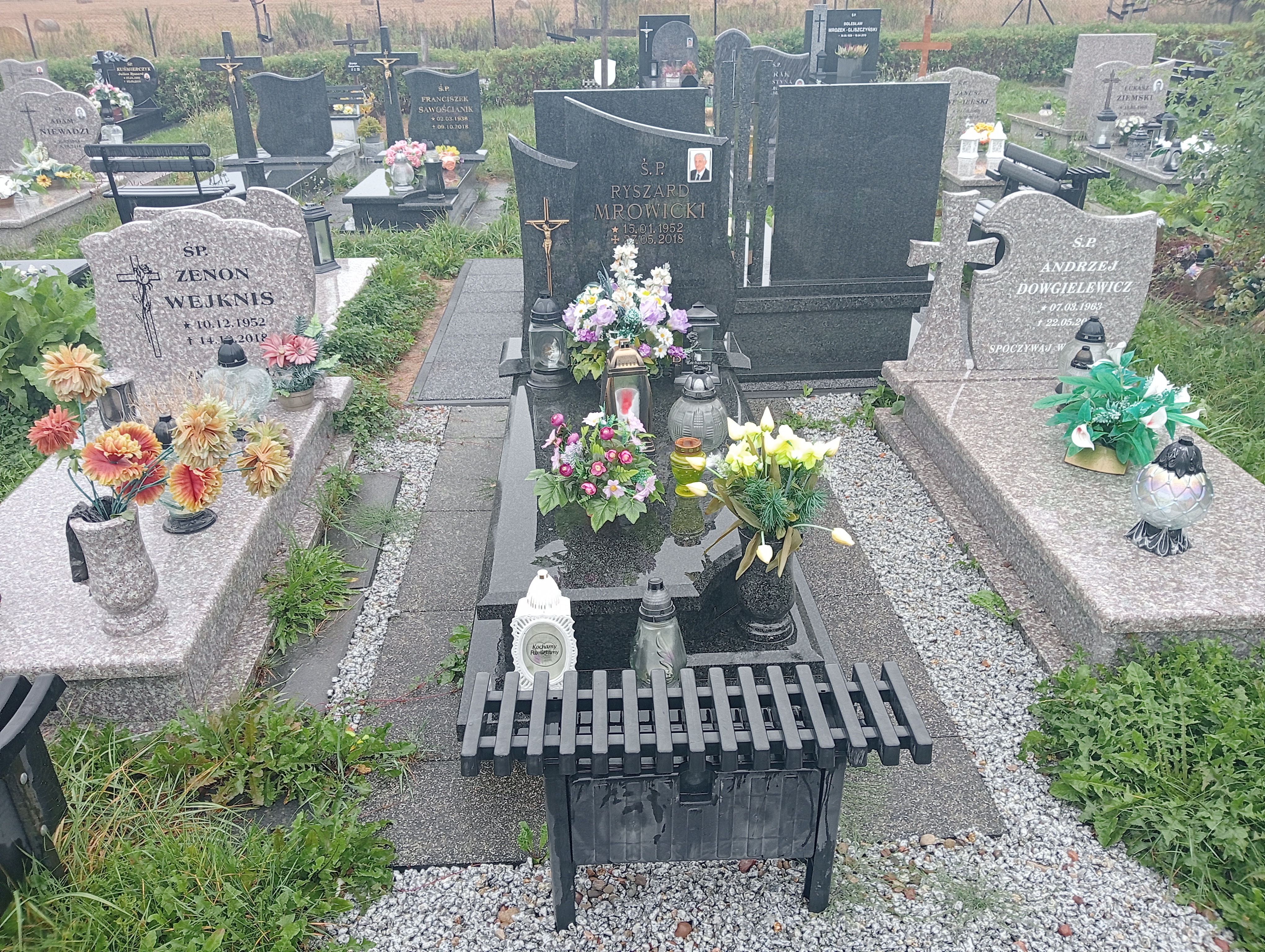 Grób RYSZARD MROWICKI